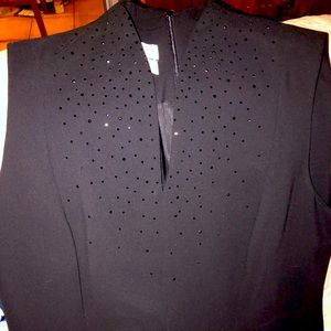 Perfect LBD! Cocktail party, wedding, funeral, where can’t you wear this dress?